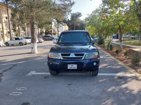 Mitsubishi Pajero 2006