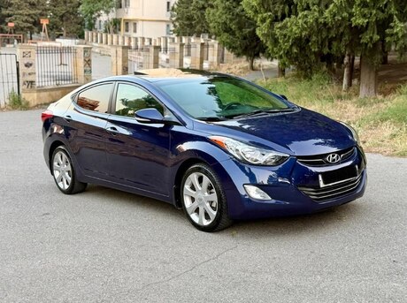 Hyundai Elantra 2013