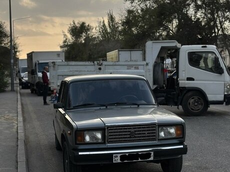LADA (VAZ) 2107 2011