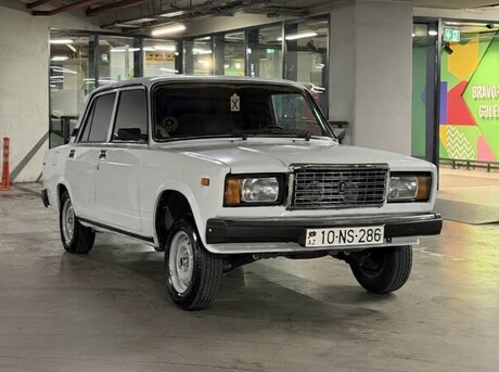 LADA (VAZ) 2107 2005