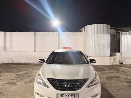 Hyundai Sonata 2010
