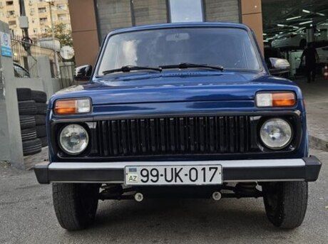 LADA (VAZ) Niva 2015