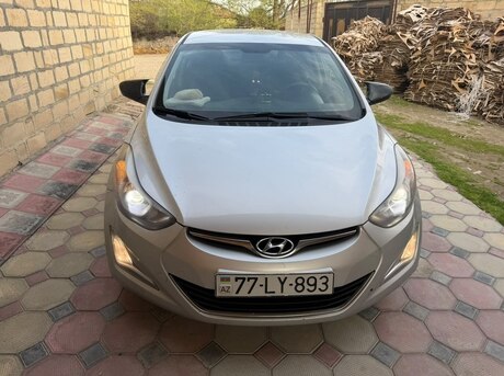 Hyundai Avante 2014