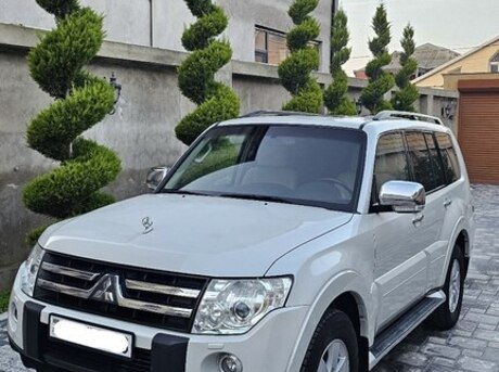 Mitsubishi Pajero 2008