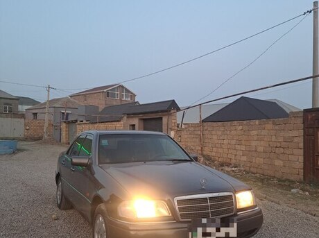 Mercedes C 200 1995
