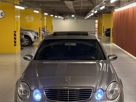 Mercedes E 320 2003
