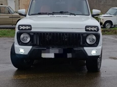 LADA (VAZ) Niva 2013
