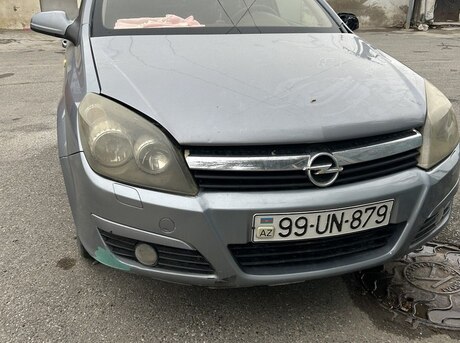 Opel Astra 2005