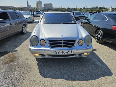 Mercedes E 240 1999