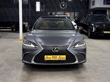 Lexus ES 250 2020