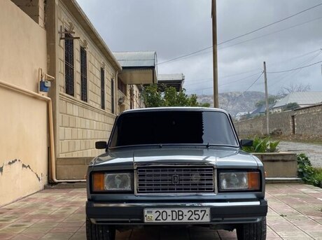 LADA (VAZ) 2107 2010