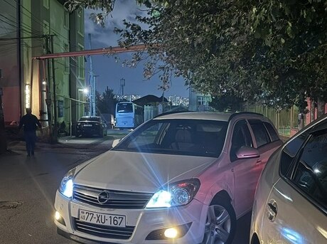 Opel Astra 2009