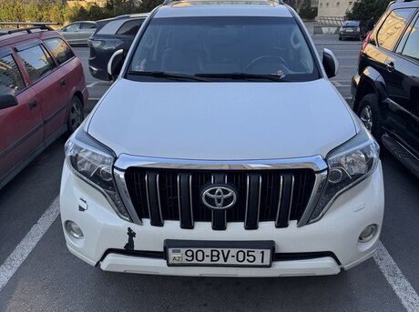 Toyota Land Cruiser Prado 2013