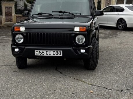 LADA (VAZ) Niva 2015