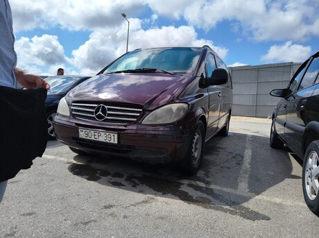 Mercedes  2004