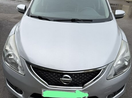 Nissan Tiida 2013