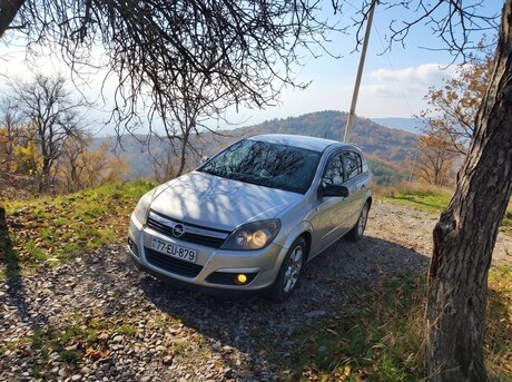 Opel Astra 2005