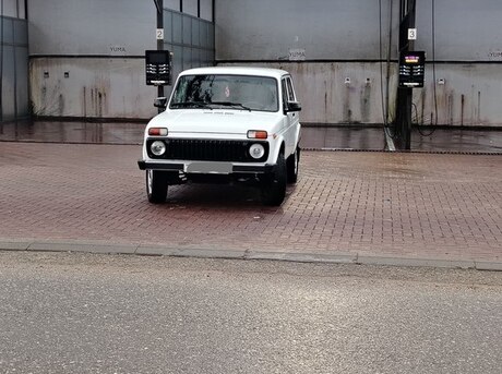 LADA (VAZ) Niva 2013