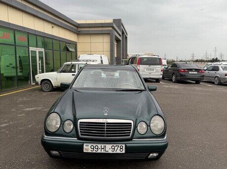 Mercedes E 240 1999