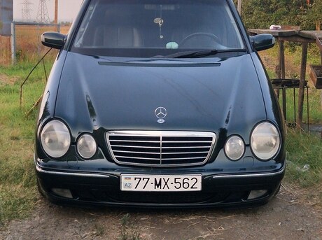 Mercedes E 270 2000