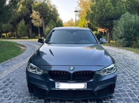 BMW 330 2016