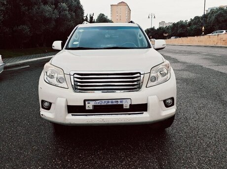 Toyota Land Cruiser Prado 2010