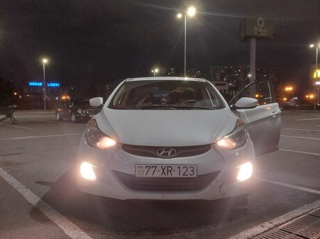 Hyundai Elantra 2010