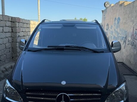 Mercedes  2006