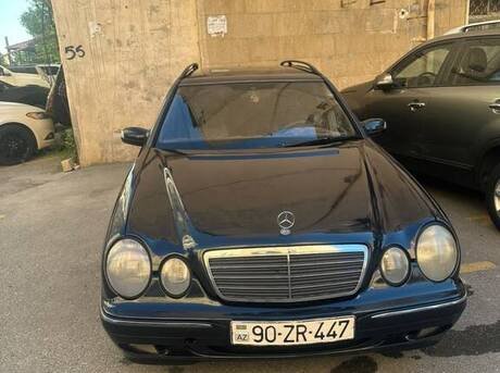 Mercedes E 270 2000