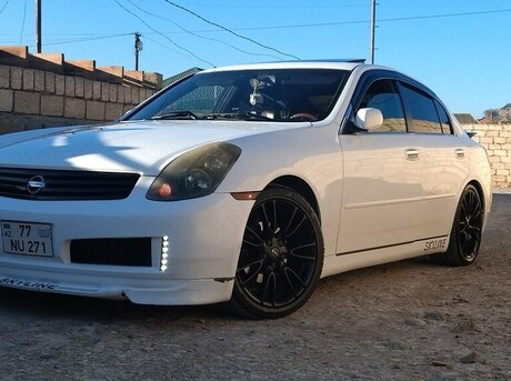 Nissan  2002