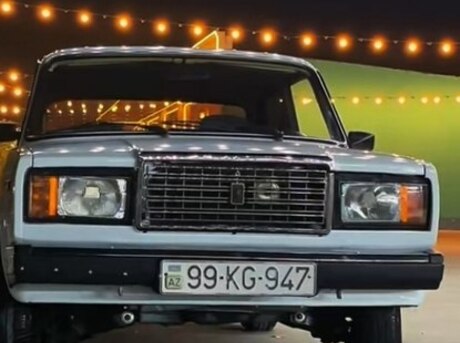LADA (VAZ) 2107 2001
