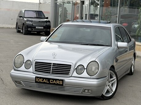 Mercedes E 240 1999