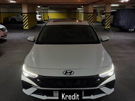 Hyundai Elantra 2024