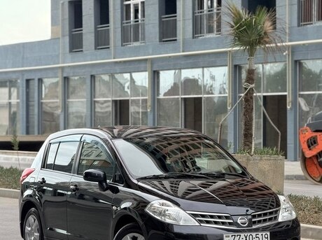 Nissan Tiida 2012