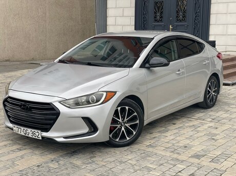Hyundai Elantra 2018