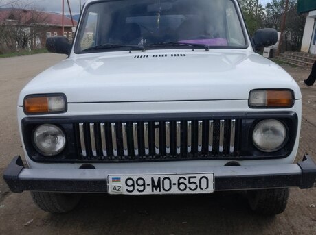 LADA (VAZ) Niva 2008