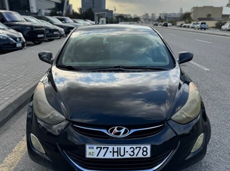 Hyundai Elantra 2012