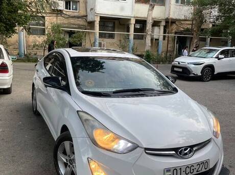 Hyundai Elantra 2013