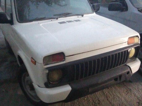 LADA (VAZ) Niva 1998