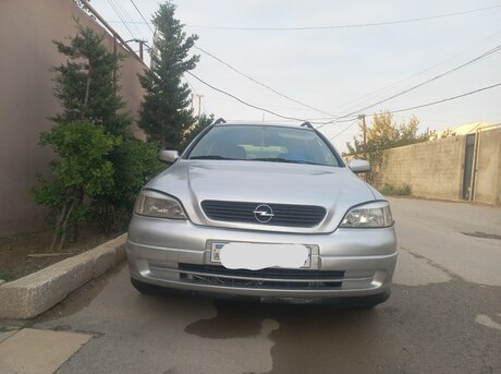 Opel Astra 2000