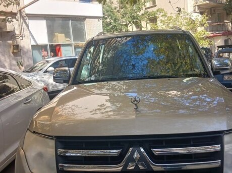 Mitsubishi Pajero 2008