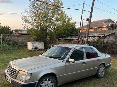 Mercedes E 220 1994