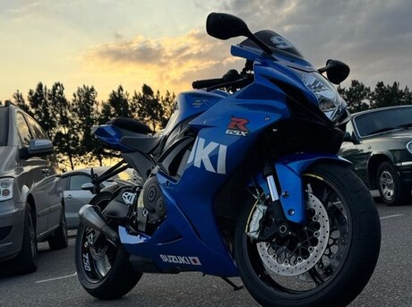 Suzuki GSX-R 750 2023