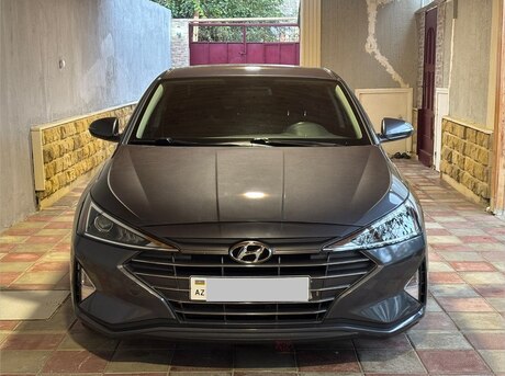 Hyundai Elantra 2019