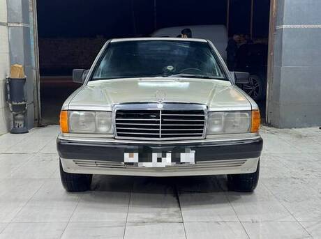 Mercedes 190 1992