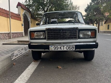 LADA (VAZ) 2107 2010