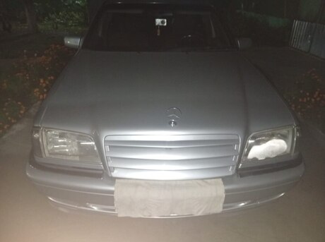 Mercedes 190 1994