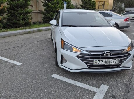 Hyundai Elantra 2020
