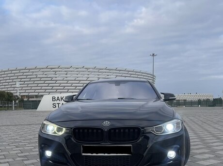 BMW 330 2015