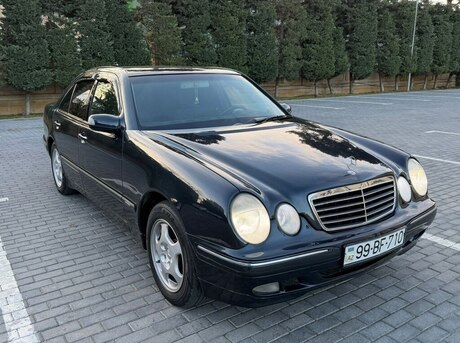 Mercedes E 240 2000